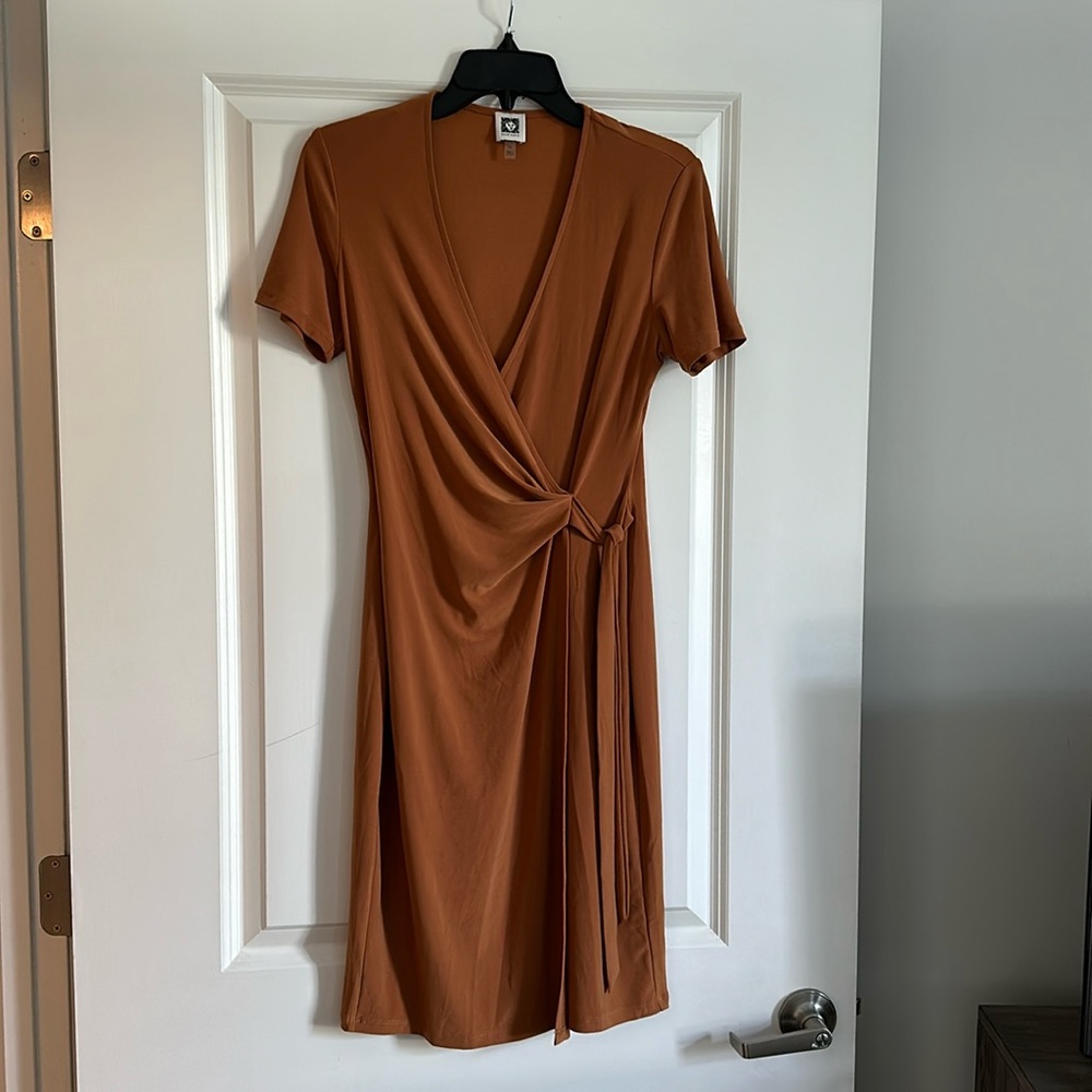 ANNE KLEIN | cap sleeve, side tie dress